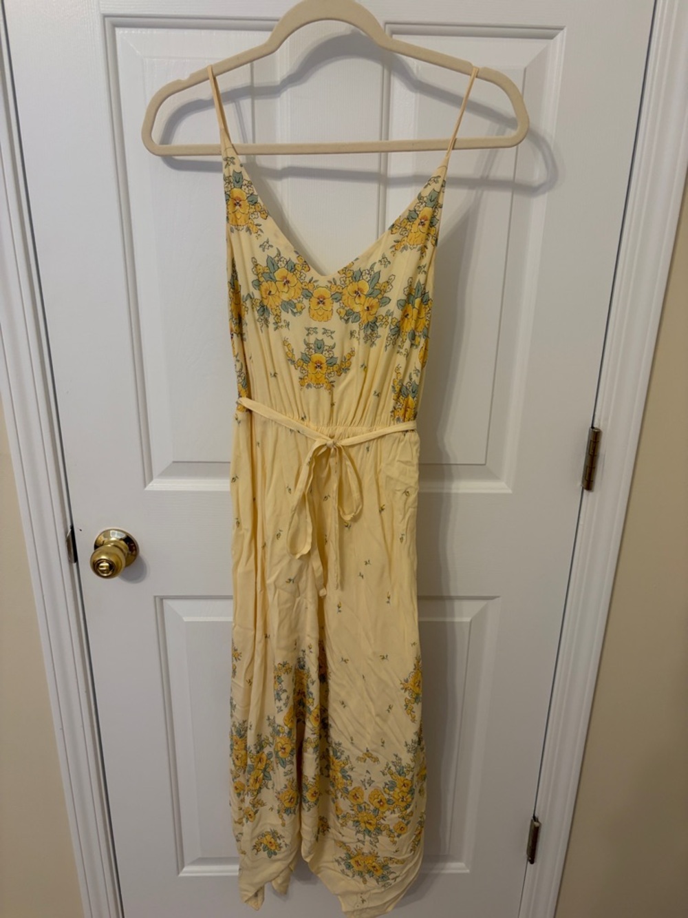 Urban Outfitters Yellow Floral V-Neck Spaghetti Strap Dress
